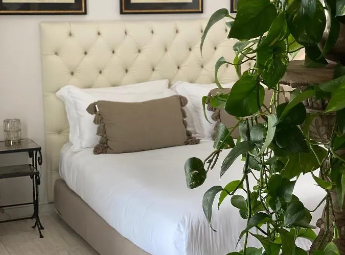 Pensión Casa Buonocore 4*